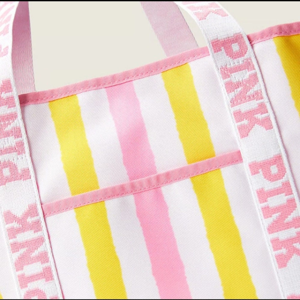 VS PINK SUMMER GLOW BEAUTY TOTE - Picture 9 of 10